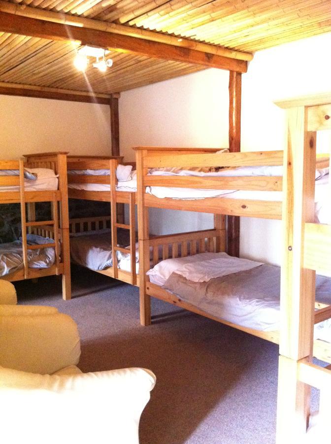 Pantyrathro International Hostel Carmarthen Buitenkant foto