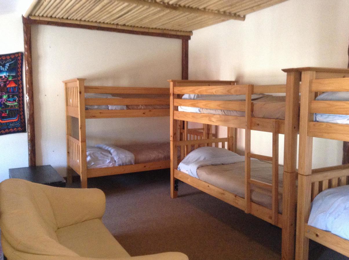 Pantyrathro International Hostel Carmarthen Buitenkant foto