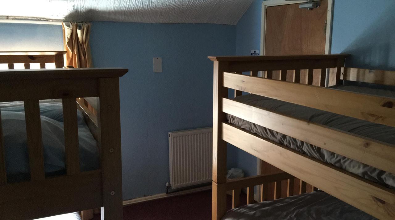 Pantyrathro International Hostel Carmarthen Buitenkant foto